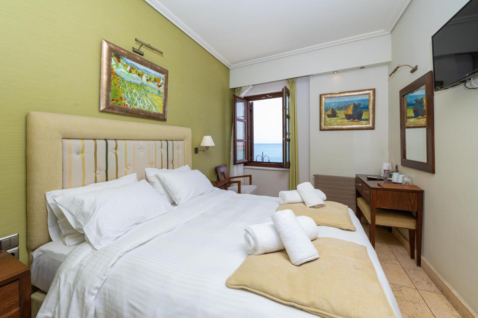 La Boheme Hotel ยีธิโอ ภายนอก รูปภาพ